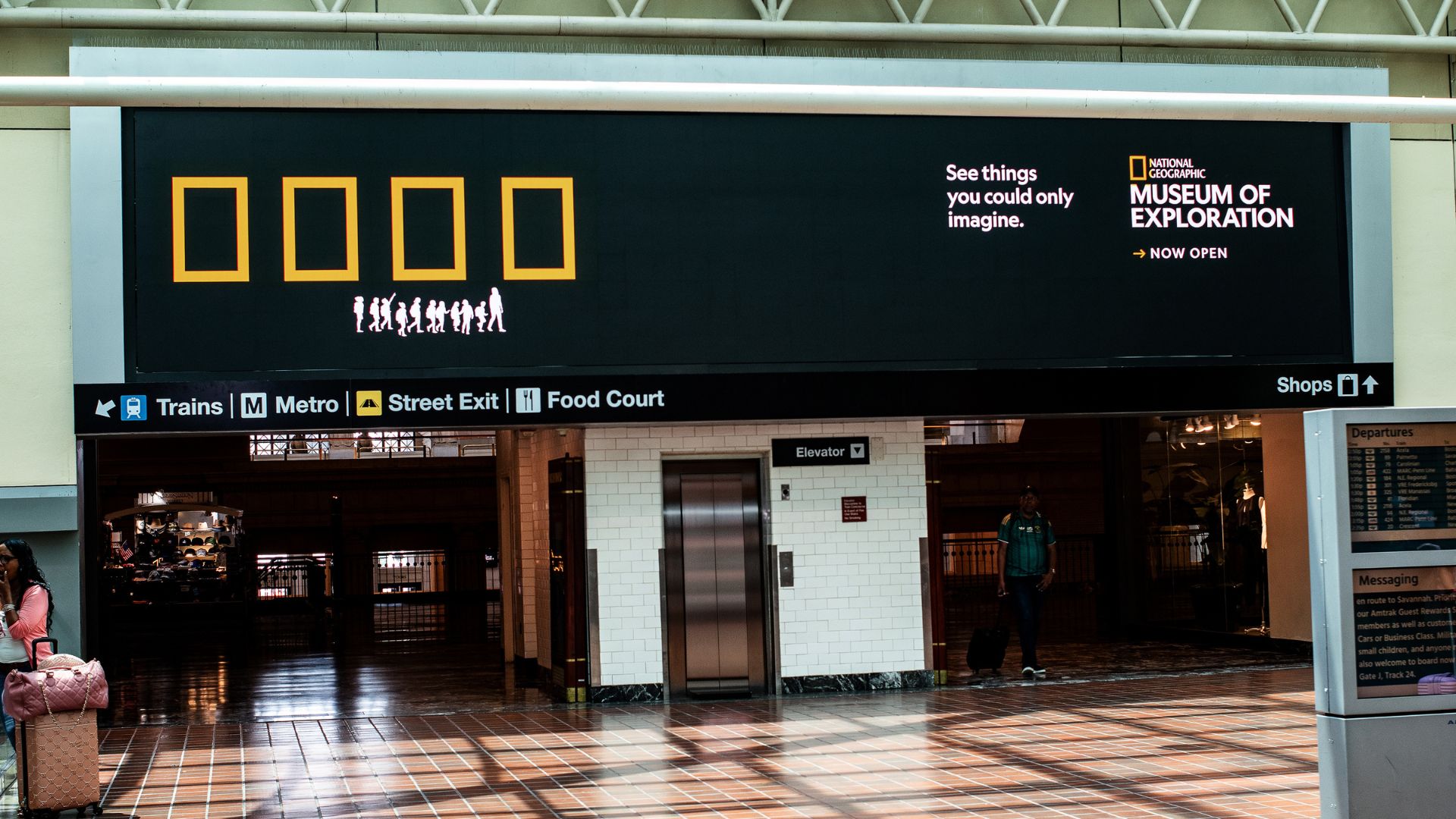 The SCOOP #154 - National Geographic - See Things - OOH 7